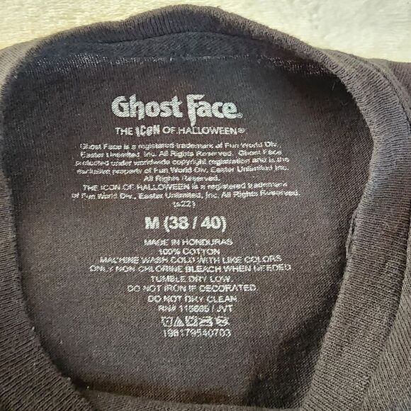 Ghost Face Black With Graphic Tshirt Size Medium - Picture 5 of 6